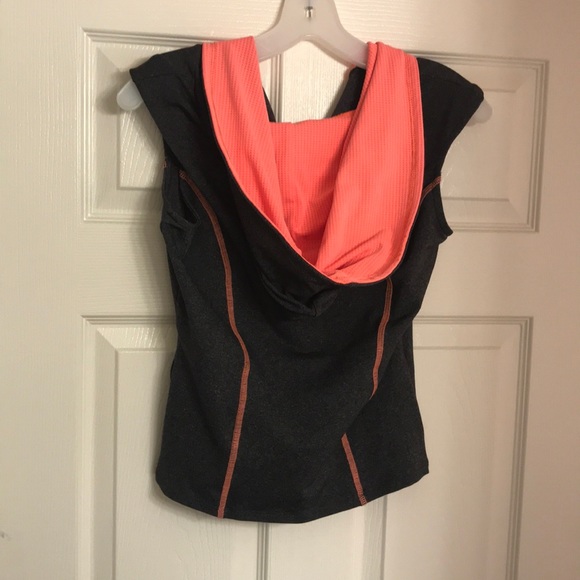 Work out vest - Picture 2 of 2